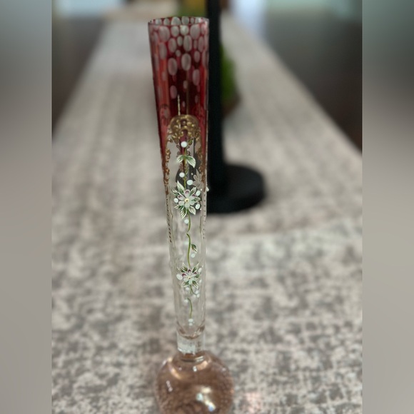 Gorgeous Thin Flute Glass Vase from KV, Czech Republic NIB - Picture 8 of 9